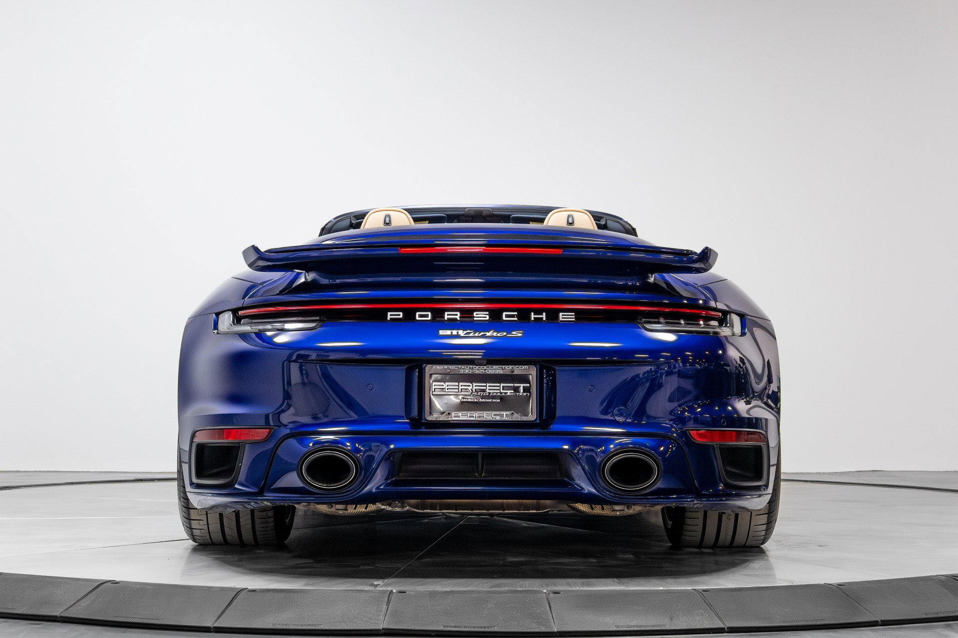 Used 2021 Porsche 911 Turbo S image 45