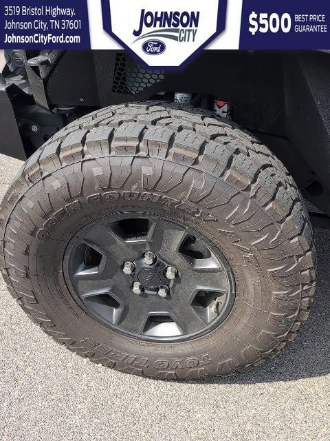 Used 2021 Jeep Gladiator Mojave AWD/4WD image 38