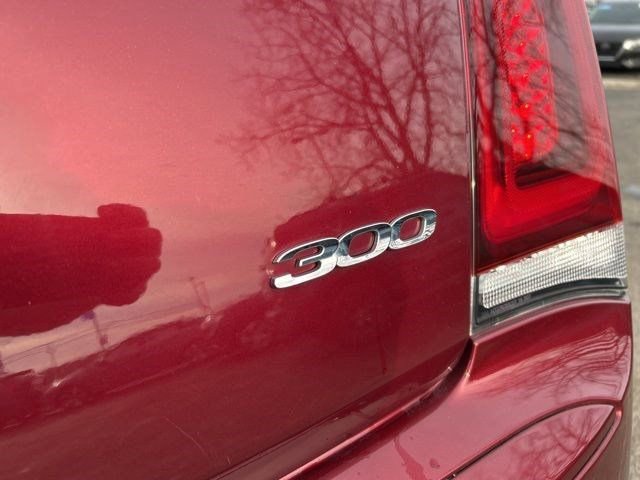 Used 2019 Chrysler 300 Touring w/ Sport Appearance Package image 46