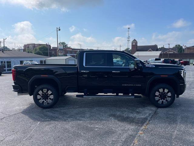 New 2025 GMC Sierra 2500 Denali w/ Denali Reserve Package image 4