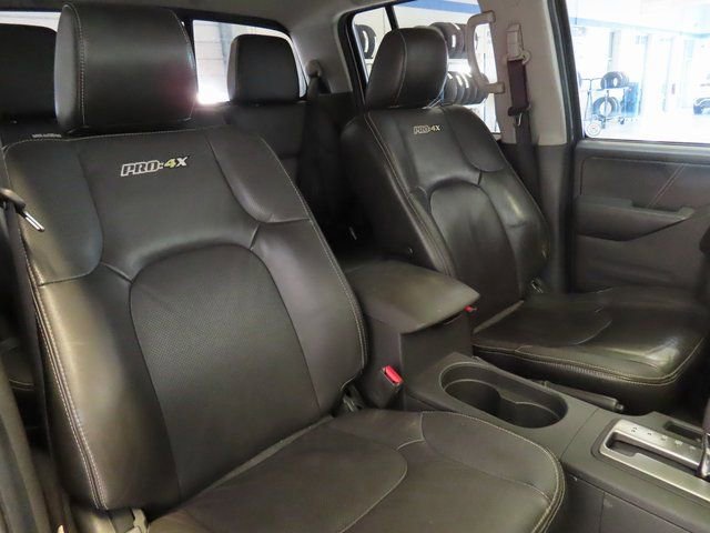 Used 2017 Nissan Frontier PRO-4X w/ Pro-4x Luxury Package image 7