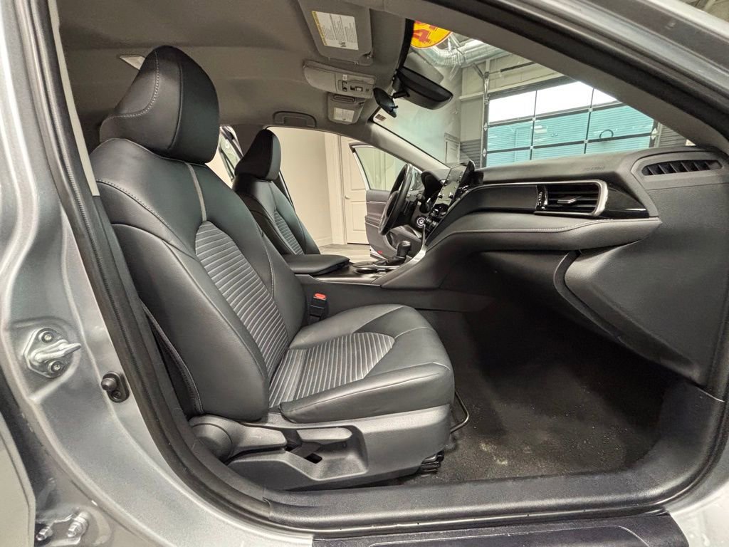 Used 2024 Toyota Camry SE FWD image 40
