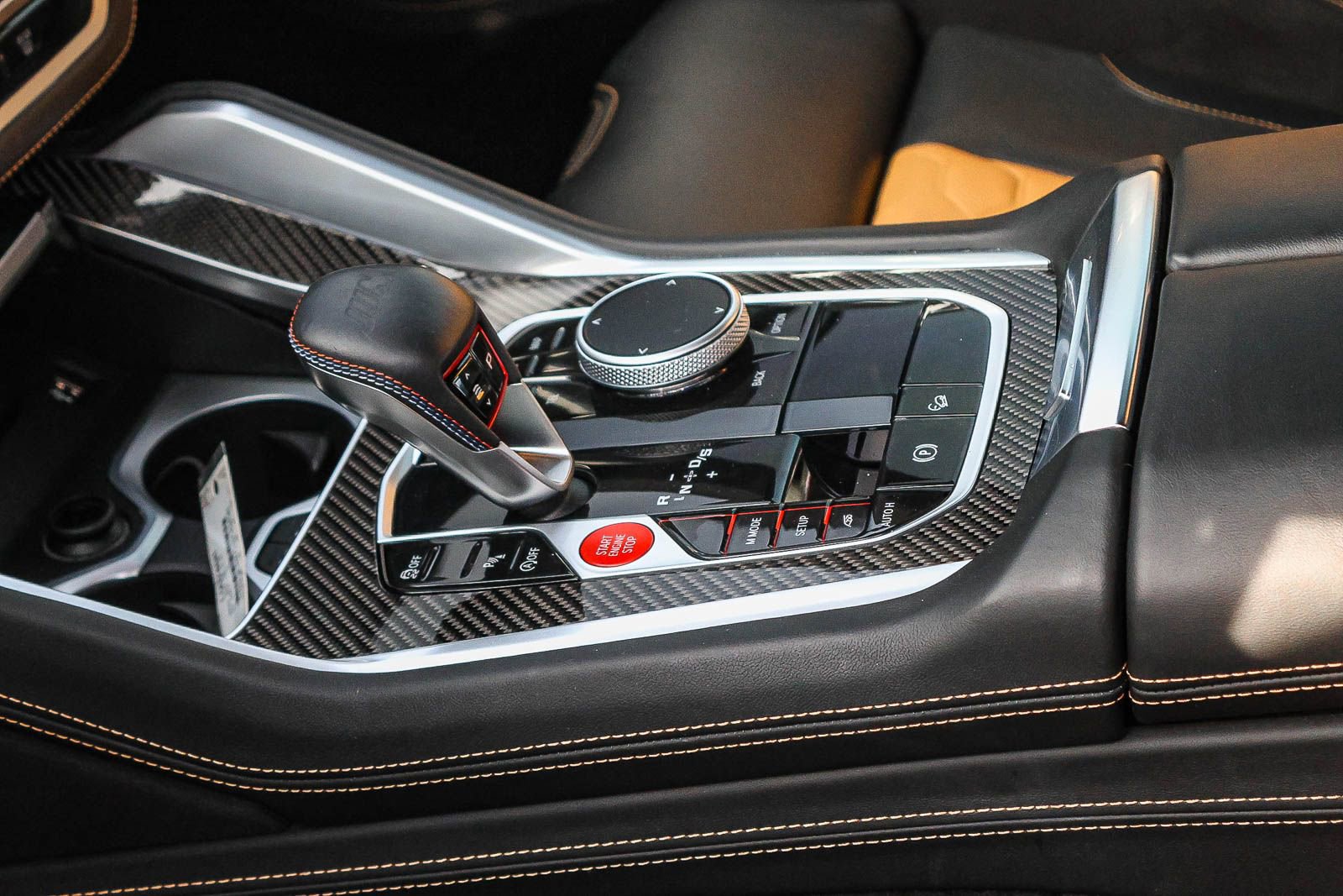 Used 2025 BMW X5 M Competition w/ Executive Package image 31