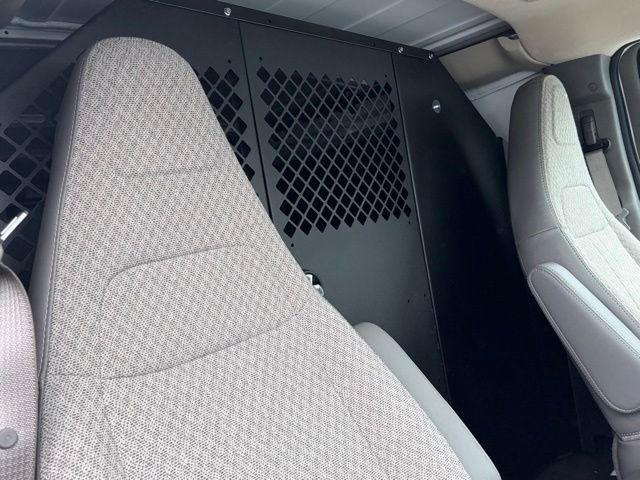New 2026 Chevrolet Express 2500 w/ Driver Convenience Package RWD image 27