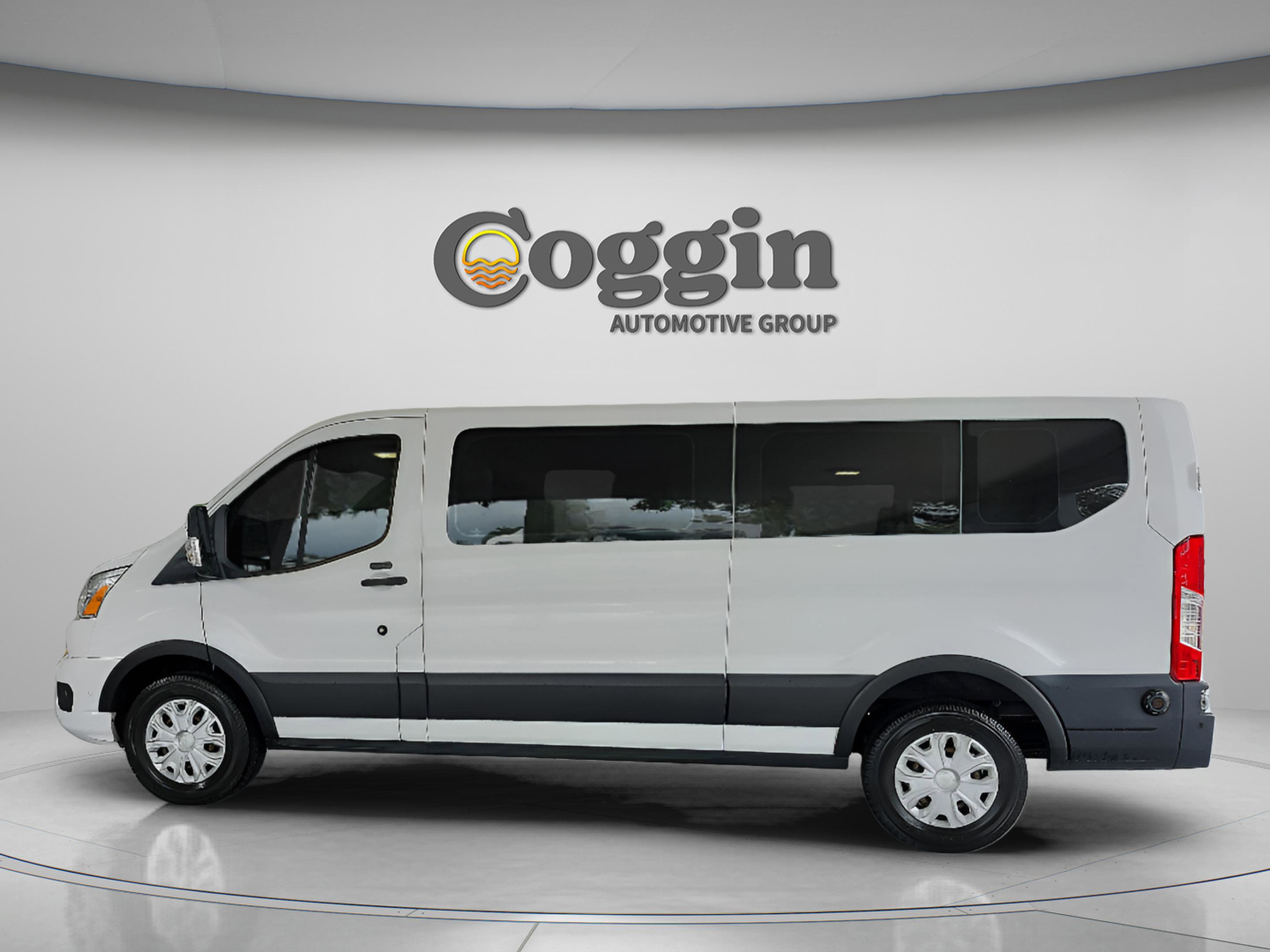 Used 2020 Ford Transit 350 XLT RWD image 3