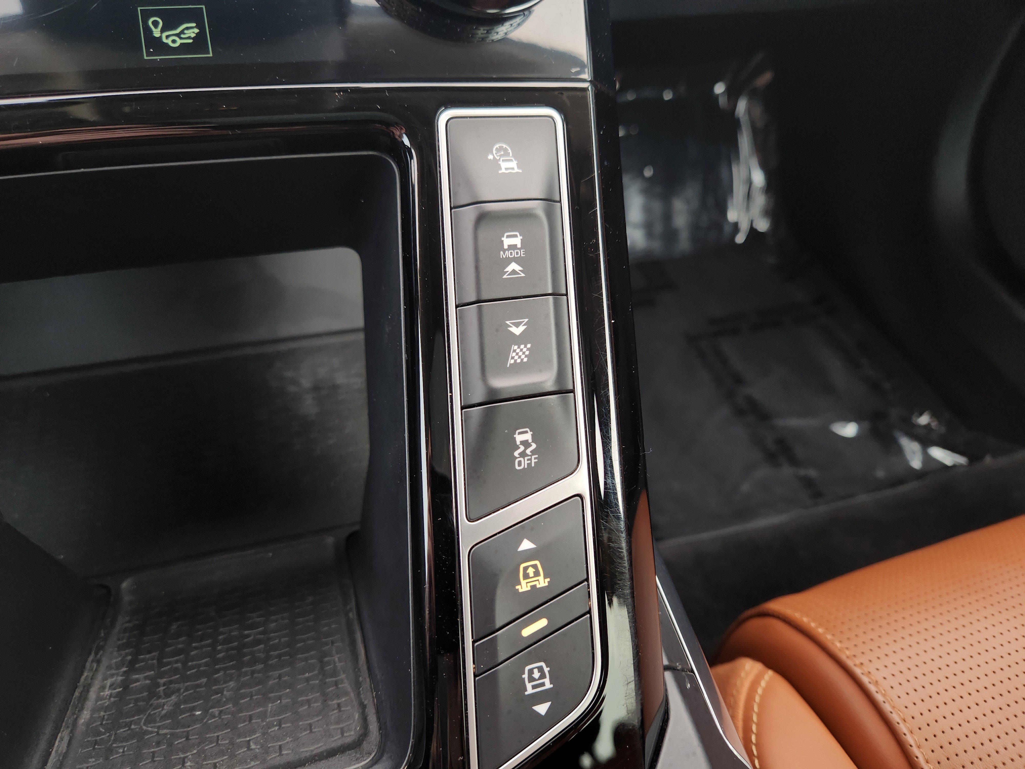 Used 2020 Jaguar I-PACE SE image 32