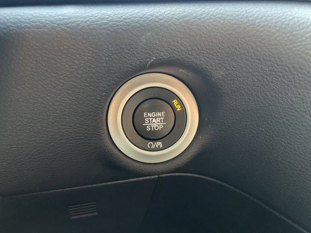 Used 2018 Chrysler Pacifica Touring-L Plus FWD image 17