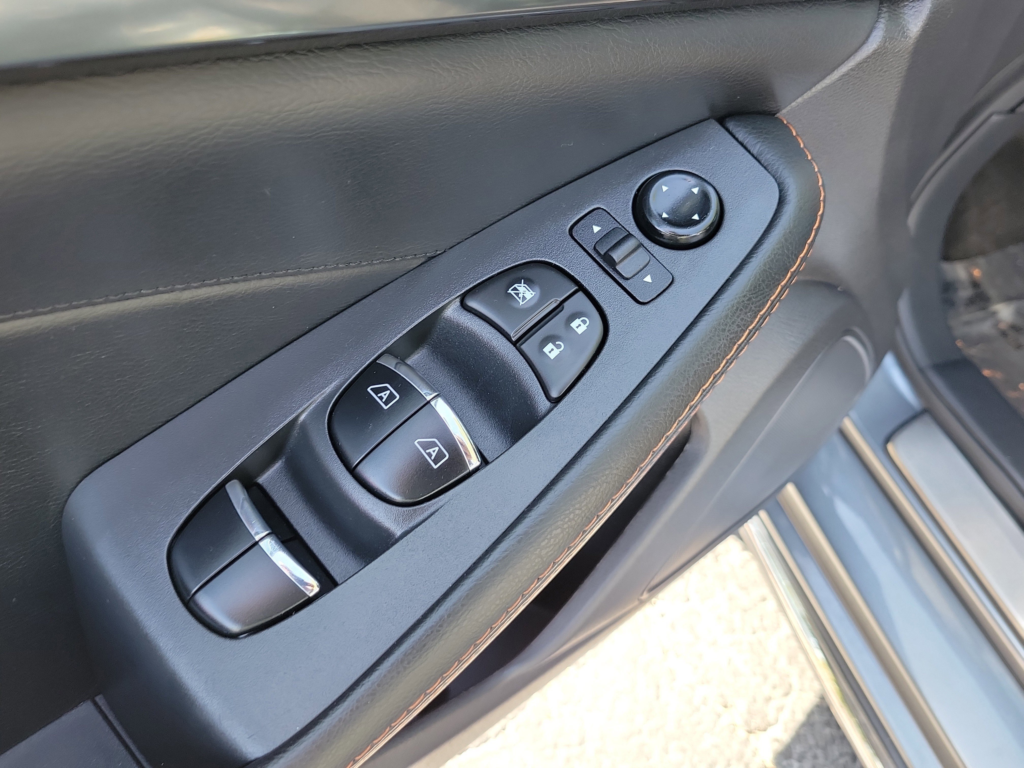 Certified 2023 Nissan Maxima SR w/ Sport Mat Group FWD image 19