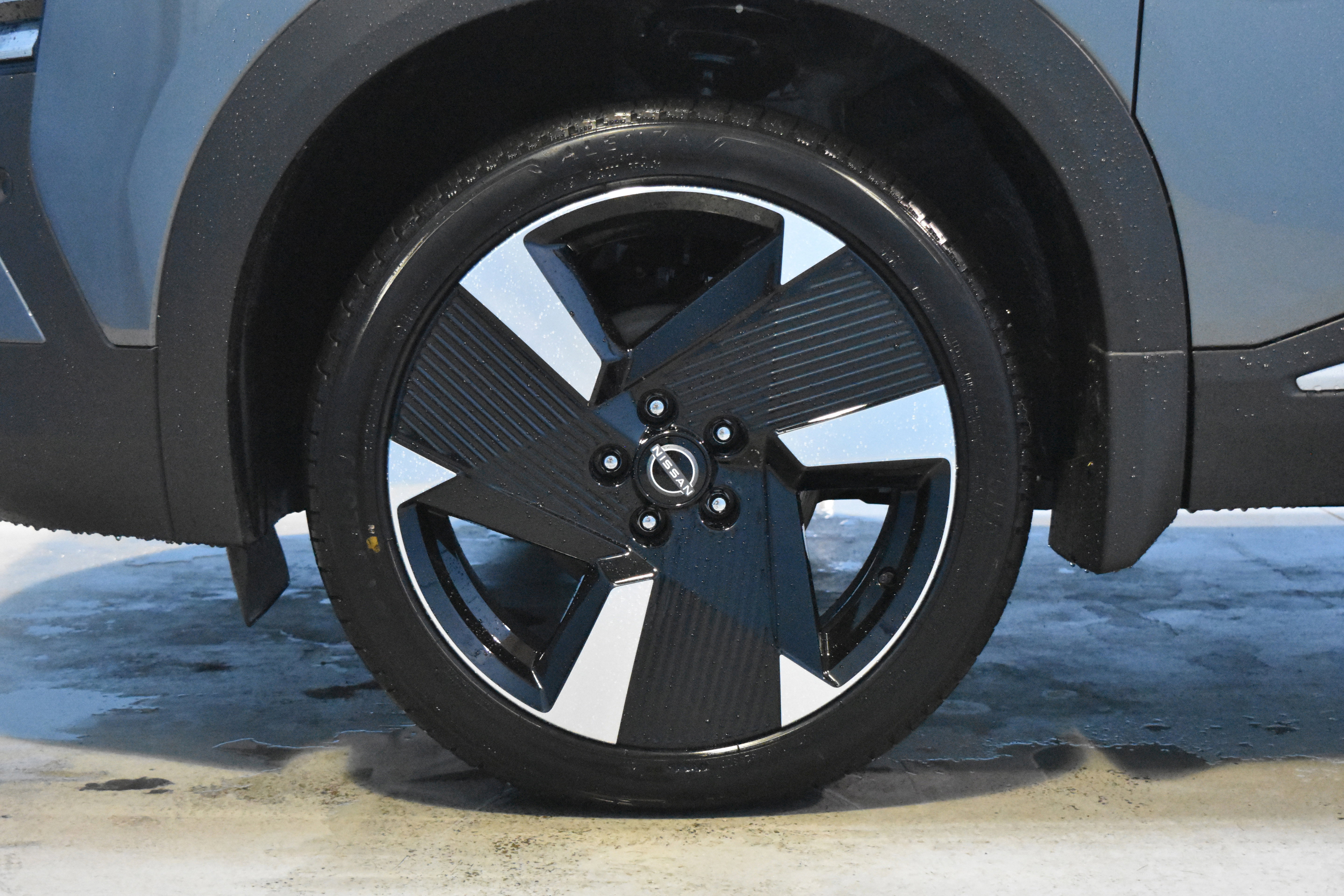 New 2026 Nissan Kicks SR w/ Cold Weather Package image 21