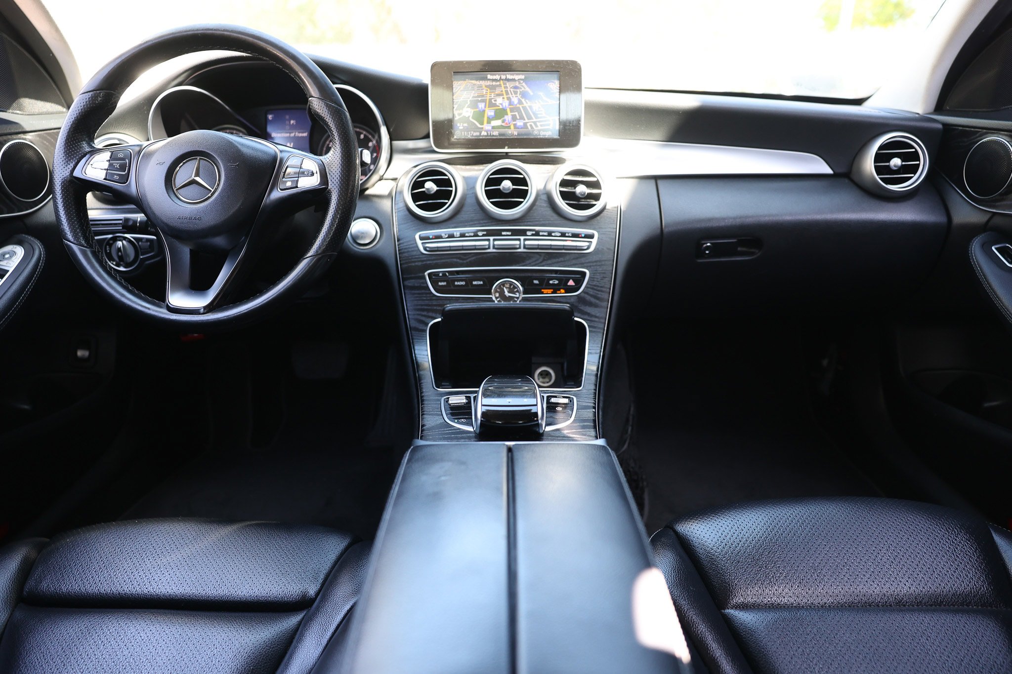 Used 2016 Mercedes-Benz C 300 Sedan image 24