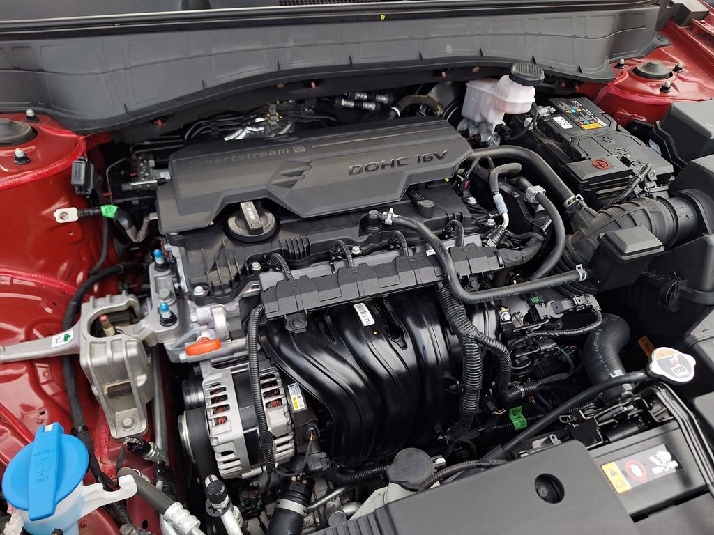 Certified 2024 Hyundai Kona SEL AWD/4WD image 28