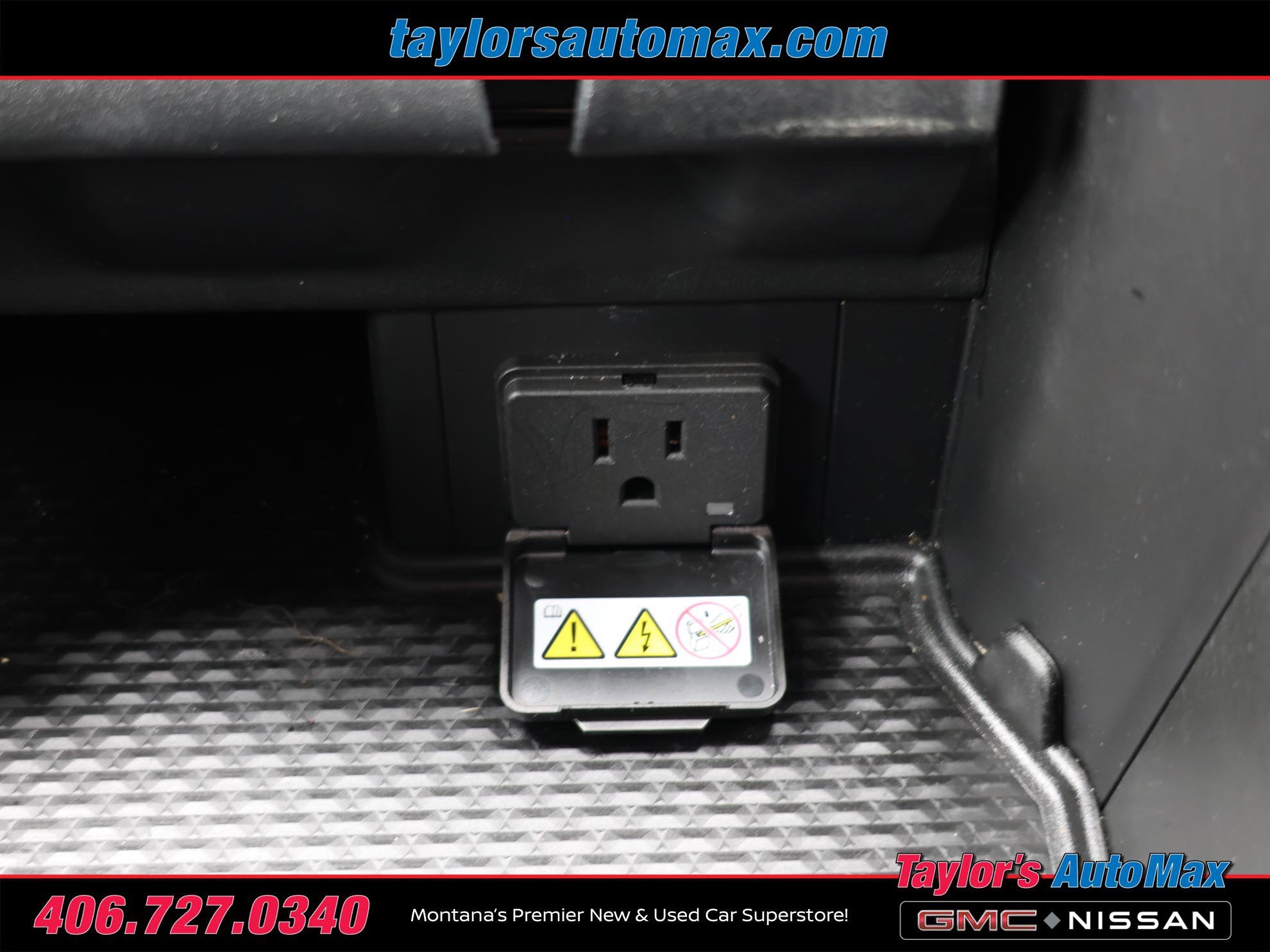 Used 2022 RAM 1500 Rebel image 17