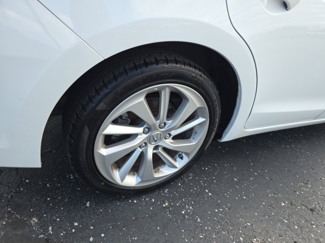 Used 2016 Acura ILX w/ Technology Plus Package FWD image 40