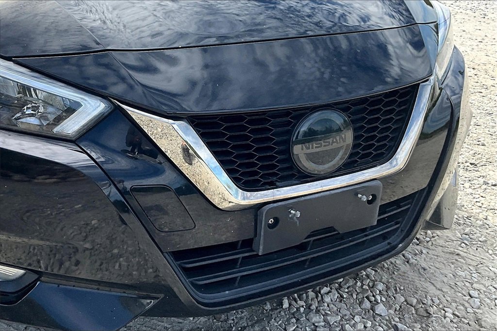 Used 2021 Nissan Versa SR image 27