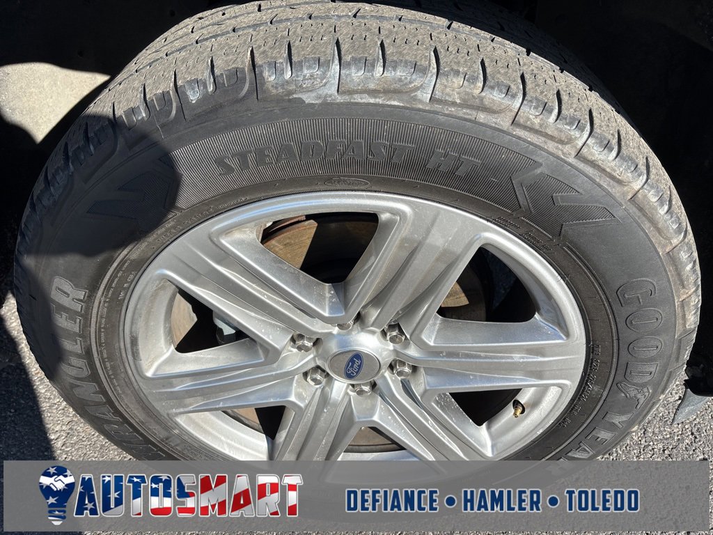 Used 2019 Ford Expedition XLT w/ Equipment Group 202A image 12