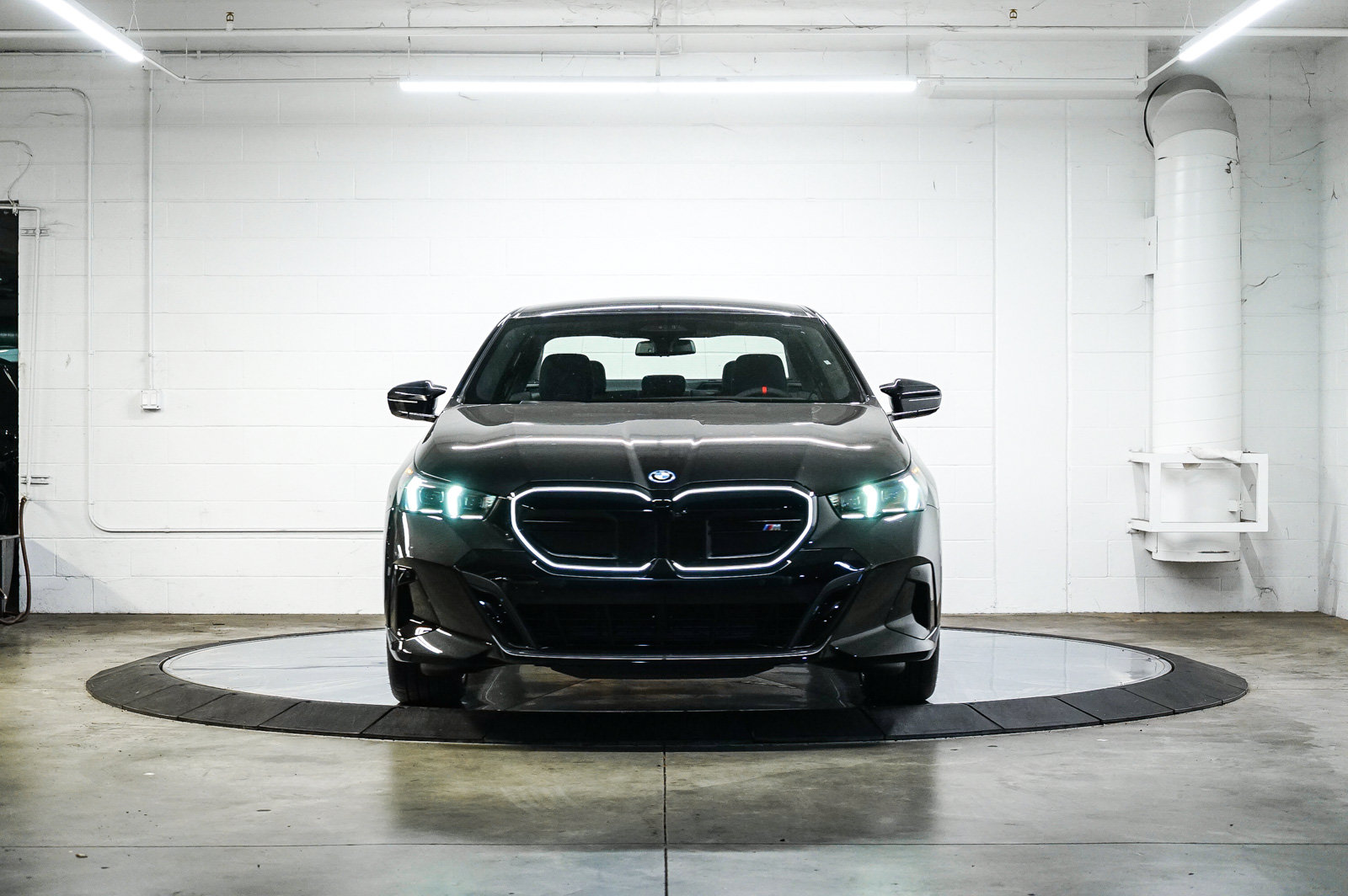 New 2026 BMW i5 M60 AWD/4WD video 2