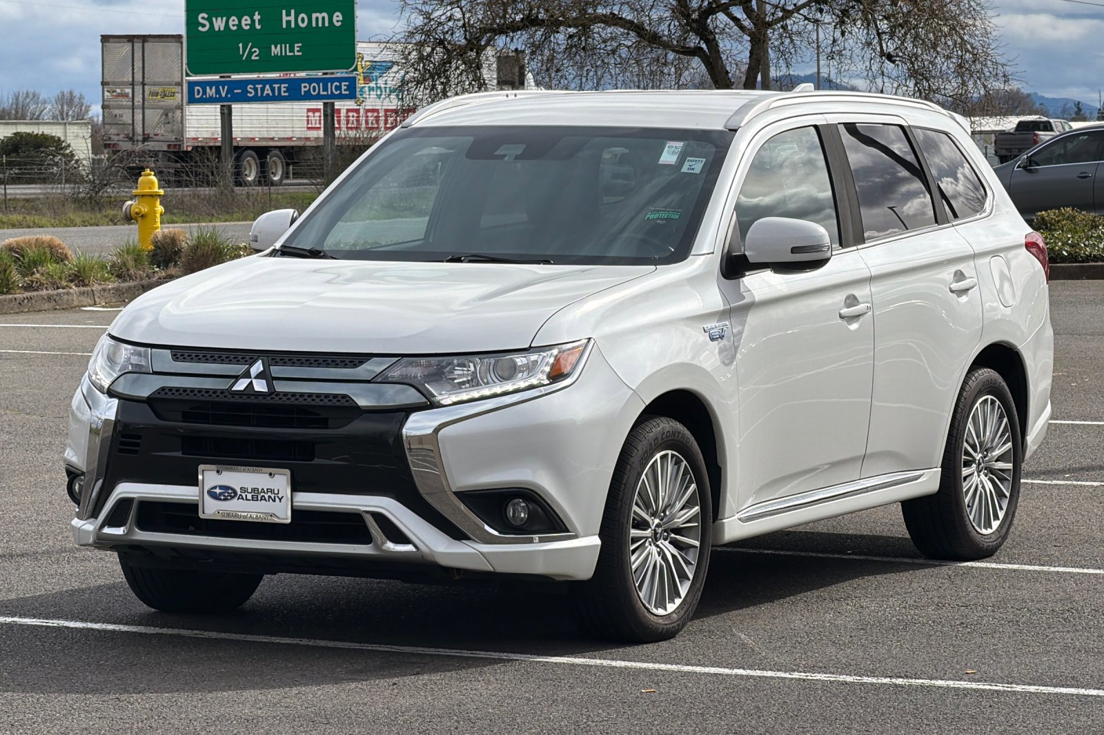 Used 2020 Mitsubishi Outlander SEL image 8