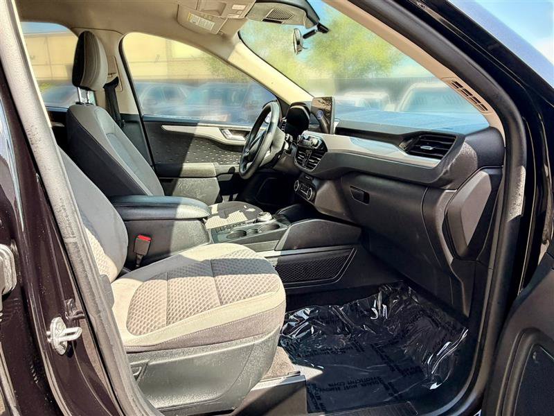 Used 2020 Ford Escape SE AWD/4WD image 14