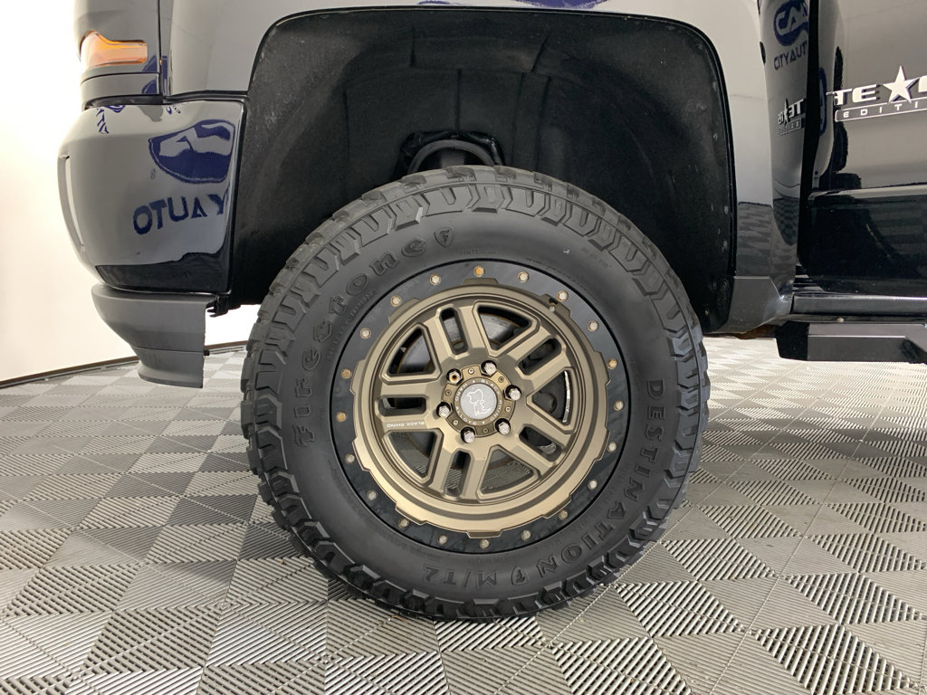 Used 2018 Chevrolet Silverado 1500 LT w/ Texas Edition AWD/4WD image 12