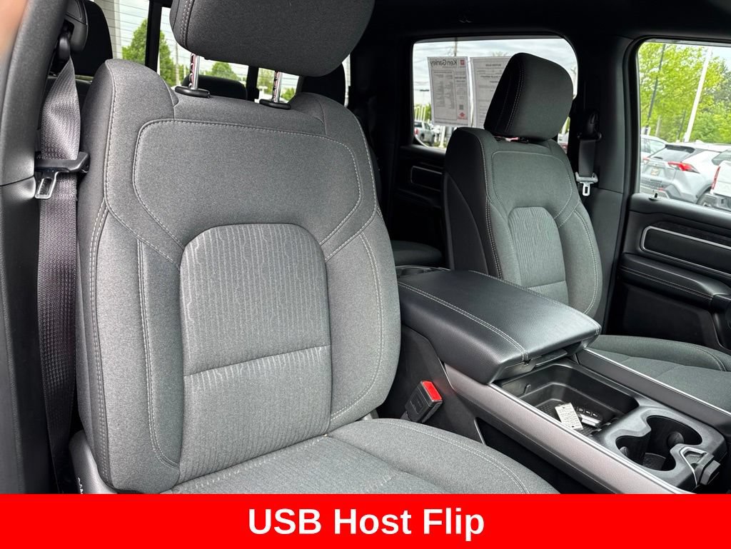 Used 2023 RAM 1500 Big Horn AWD/4WD image 32