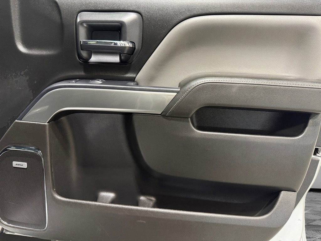 Used 2016 Chevrolet Silverado 2500 LTZ w/ LTZ Plus Package image 12