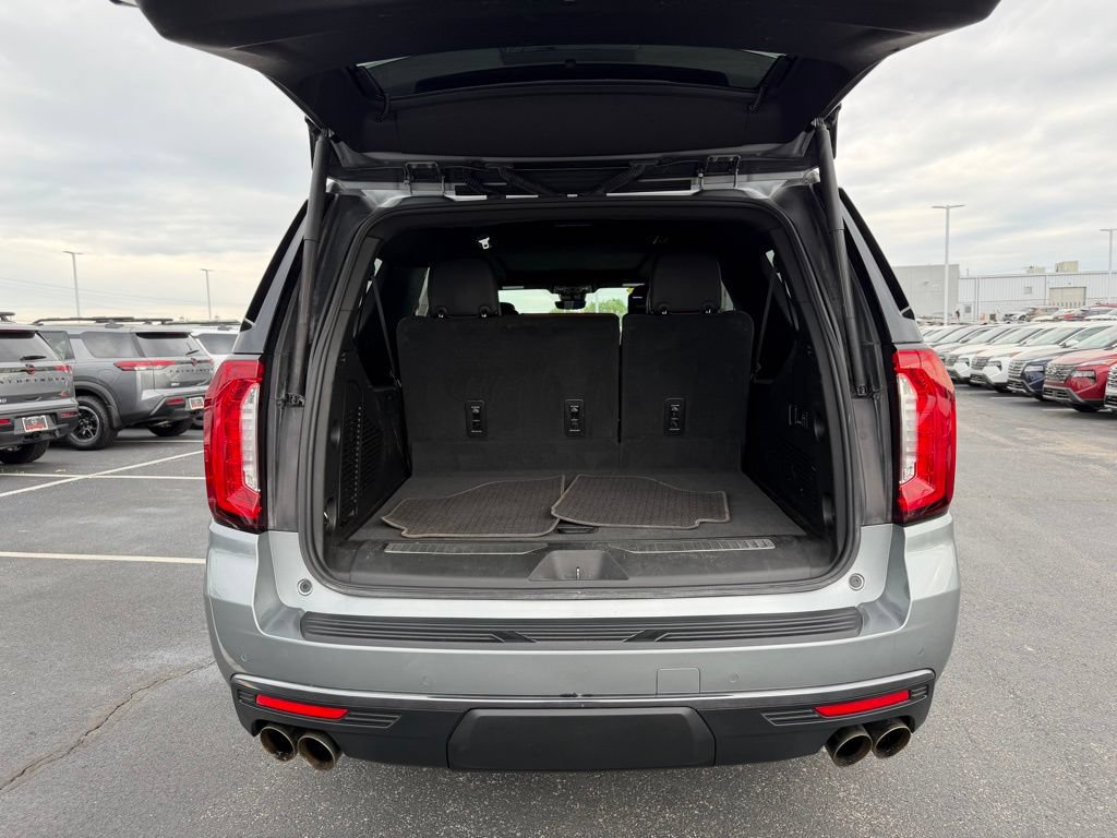 Used 2023 GMC Yukon XL Denali Ultimate AWD/4WD image 49
