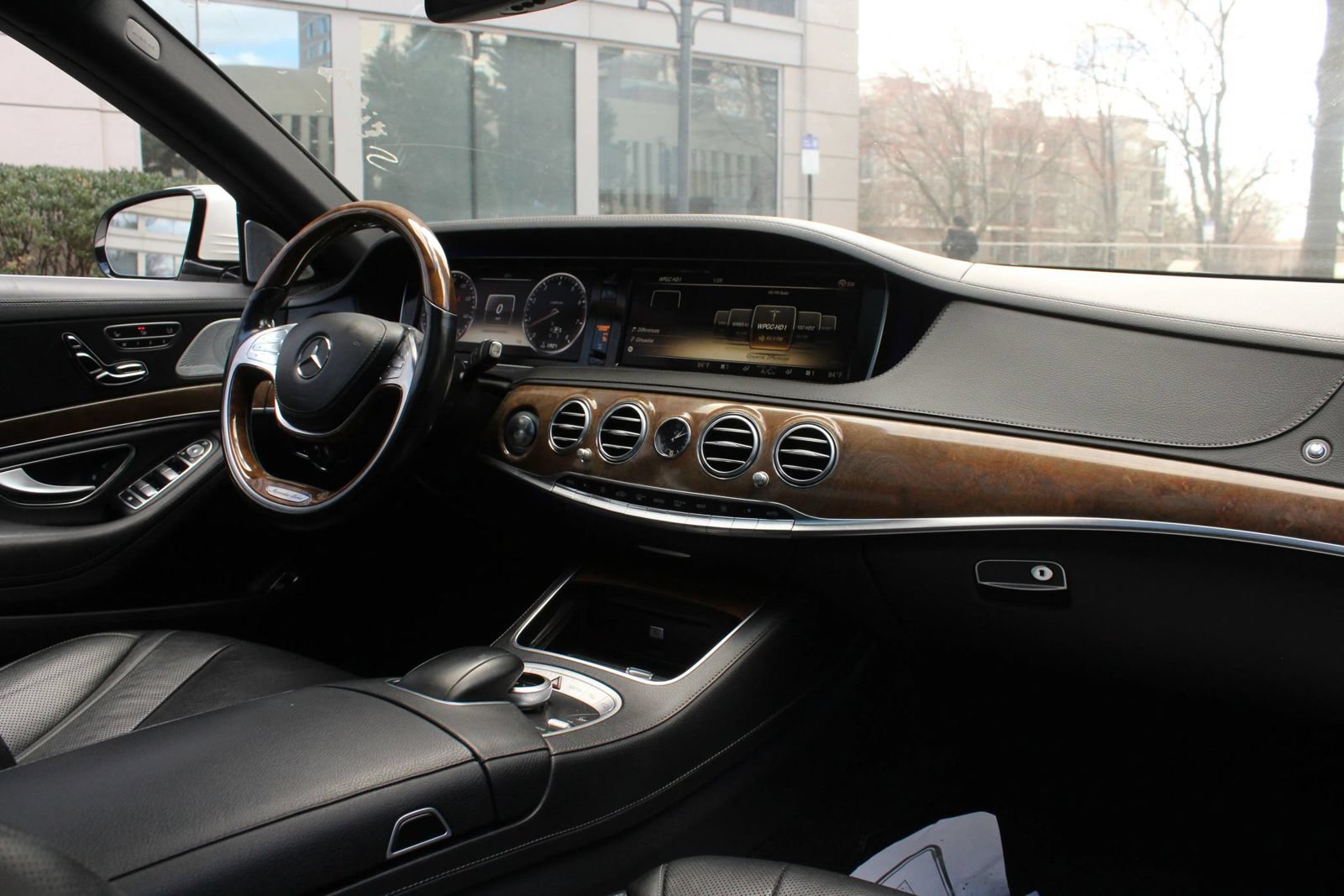 Used 2014 Mercedes-Benz S 550 Sedan image 23