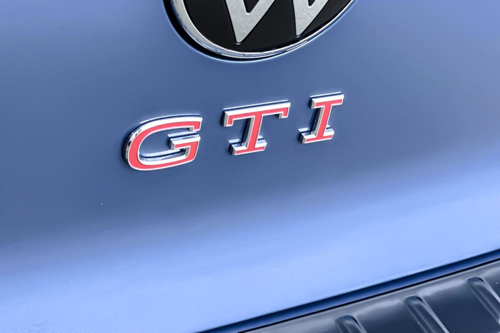 New 2026 Volkswagen GTI SE FWD image 26