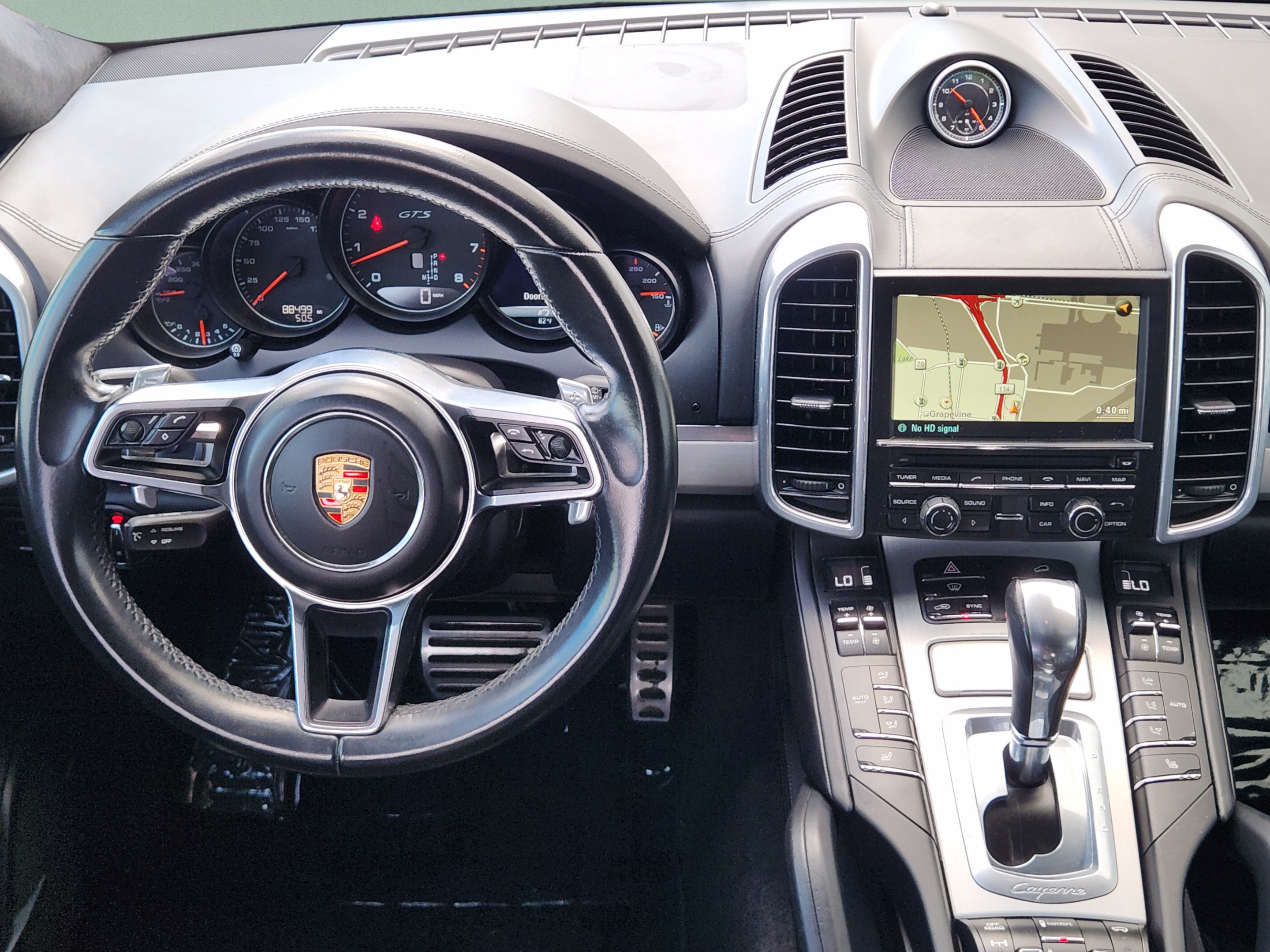 Used 2016 Porsche Cayenne GTS AWD/4WD image 23