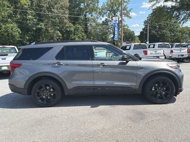 Certified 2023 Ford Explorer ST-Line w/ Class IV Trailer Tow Package AWD/4WD image 9