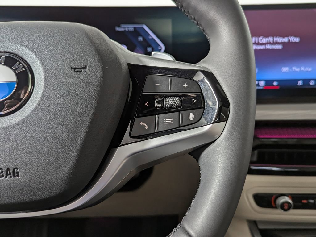 Used 2025 BMW 330i xDrive Sedan w/ Convenience Package image 31