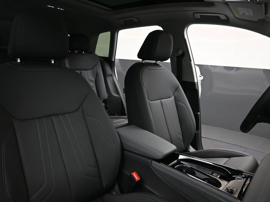 New 2026 Audi Q3 quattro 2.0T image 13