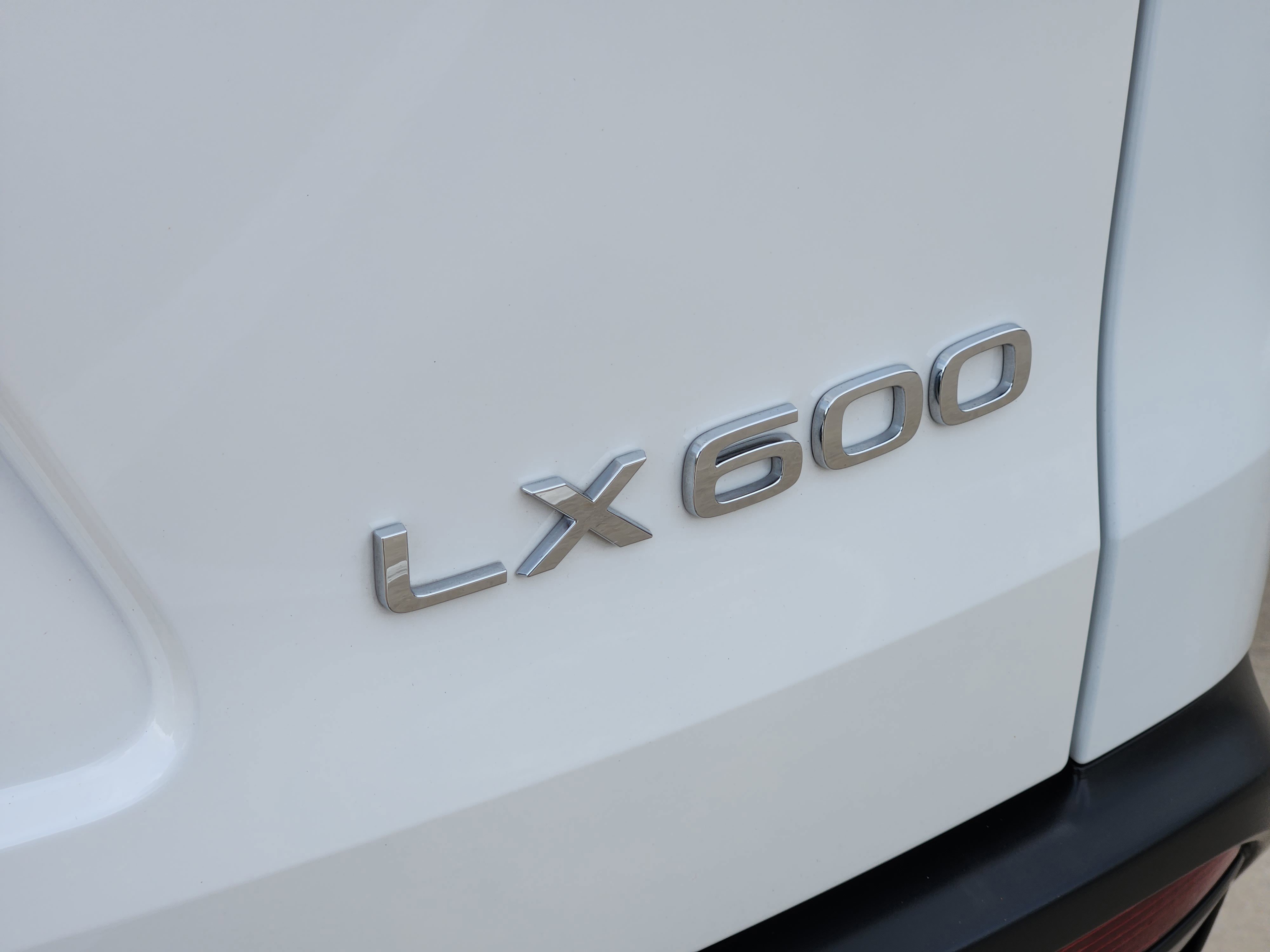 Used 2024 Lexus LX 600 F Sport AWD/4WD image 41