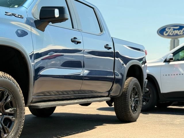 Used 2022 Chevrolet Silverado 1500 ZR2 w/ Technology Package AWD/4WD image 48