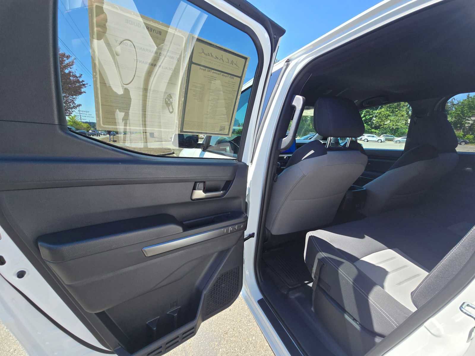 Used 2025 Toyota Tacoma TRD Sport AWD/4WD image 15