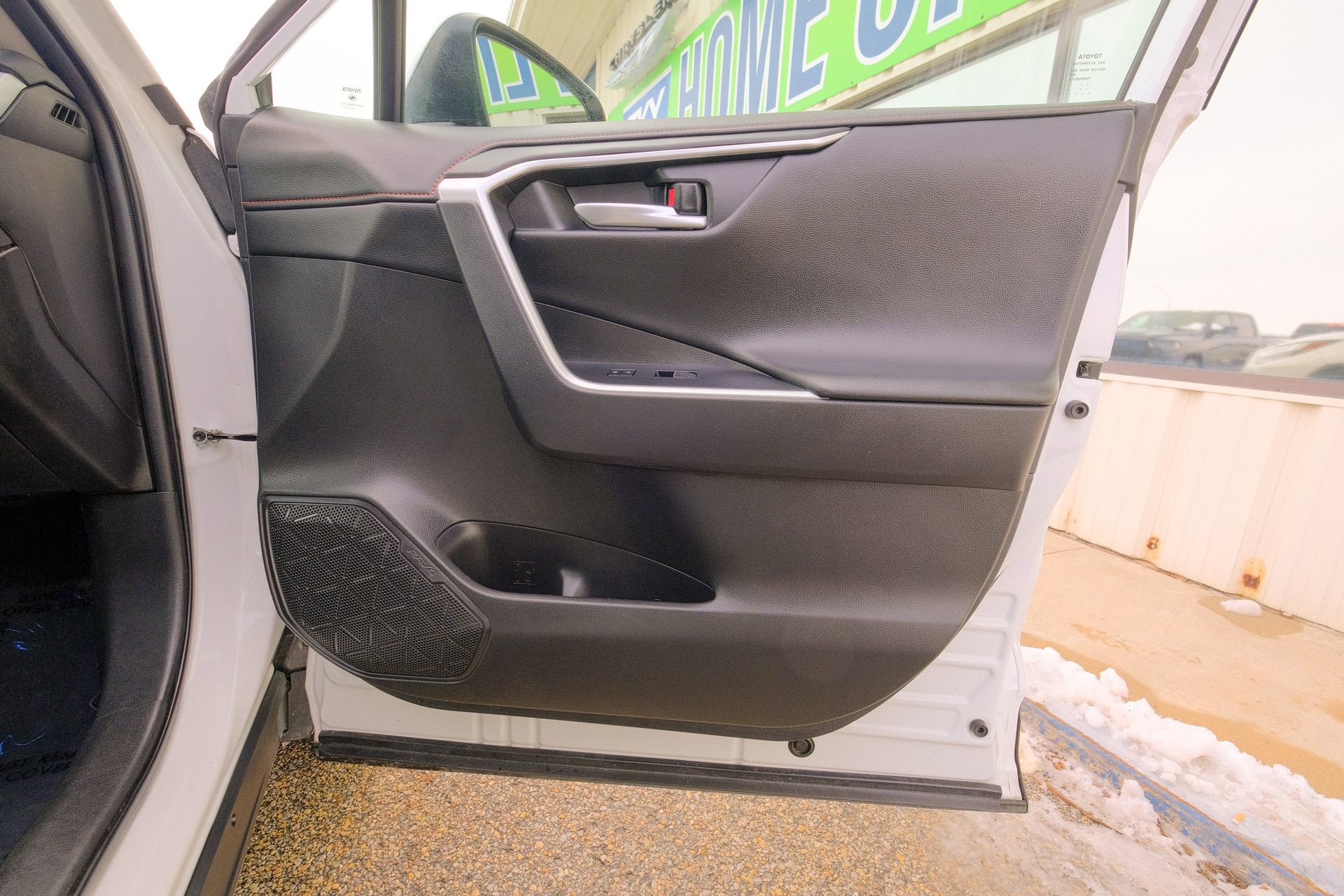 Used 2024 Toyota RAV4 Adventure image 16