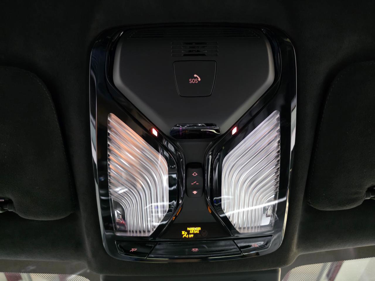 Used 2020 BMW X5 M50i w/ Executive Package image 48