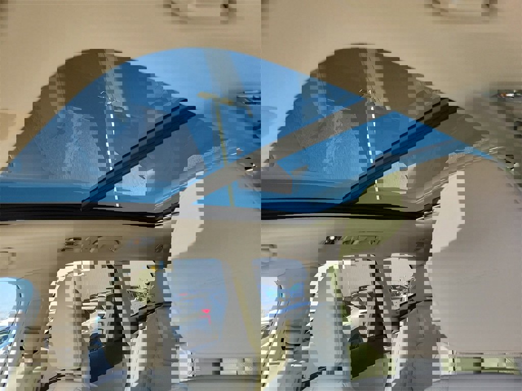 Used 2018 Volvo XC60 T6 Inscription w/ Luxury Seat Package image 36