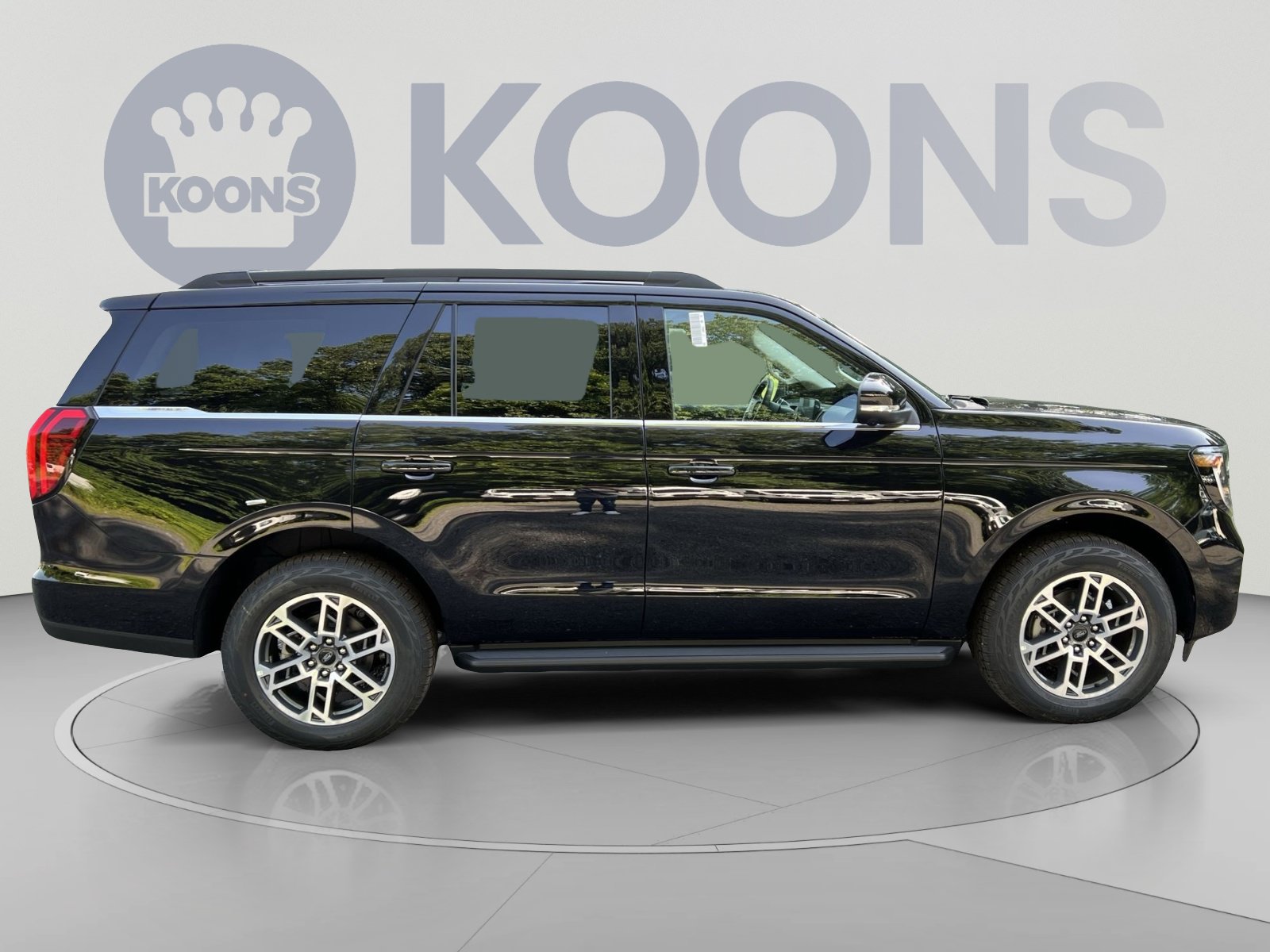 New 2026 Ford Expedition Active AWD/4WD image 12