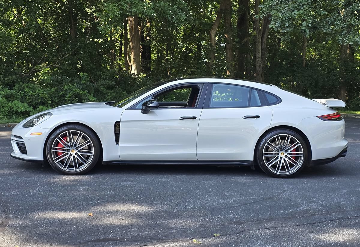 Used 2018 Porsche Panamera Turbo w/ Sport Package AWD/4WD image 3