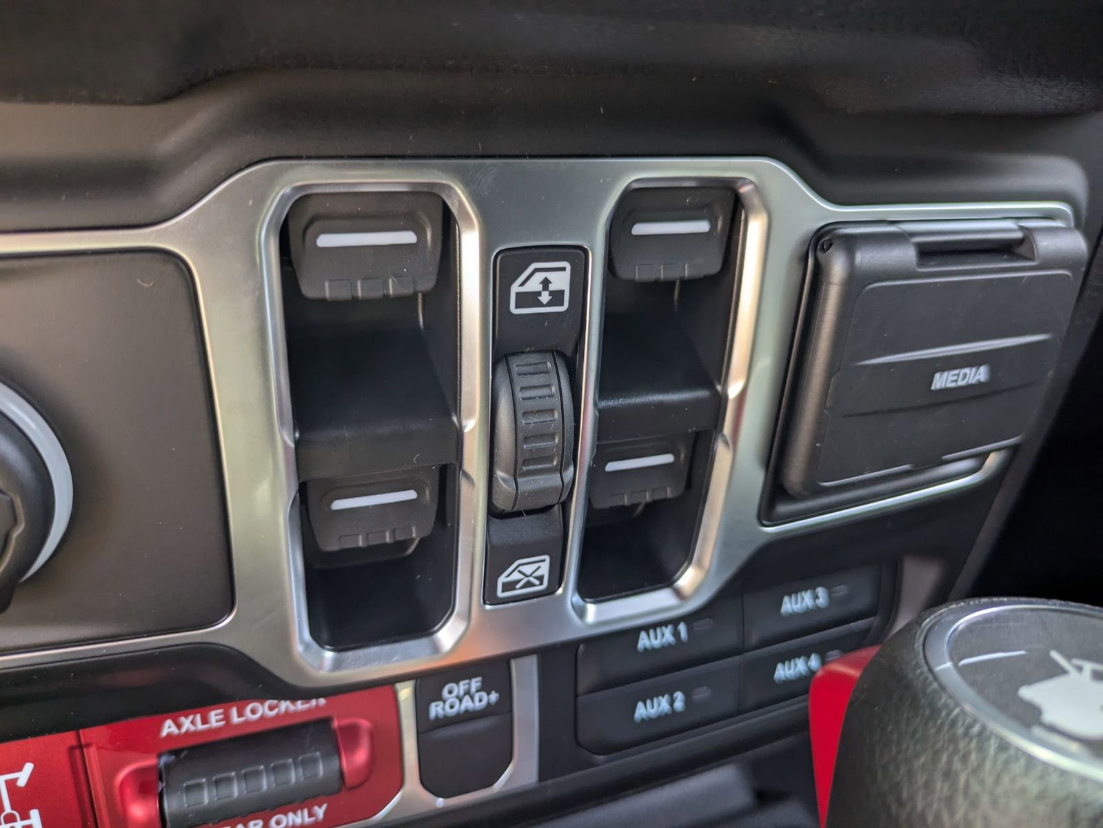 New 2025 Jeep Wrangler Willys image 12