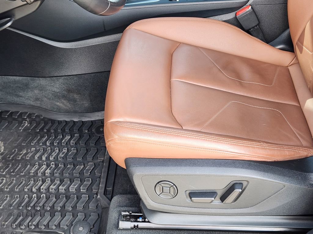 Used 2022 Audi Q3 2.0T Premium Plus image 8