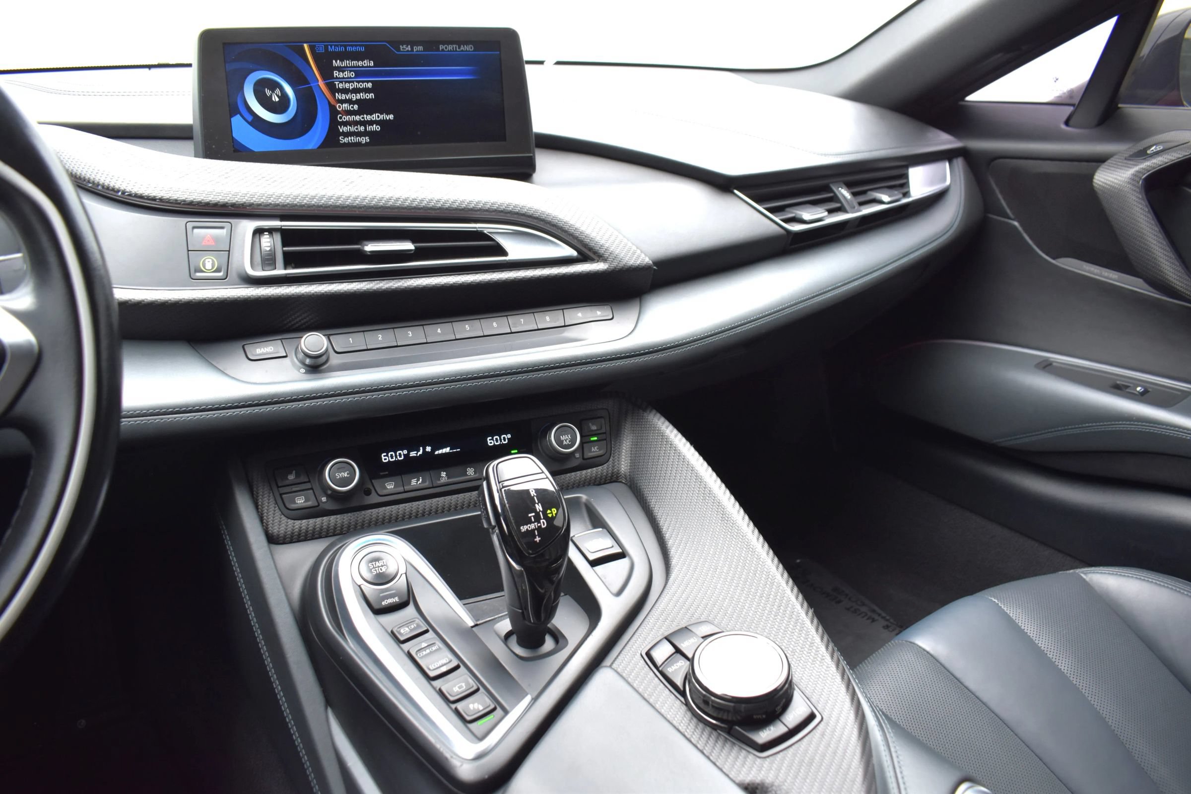 Used 2017 BMW i8 AWD/4WD image 34