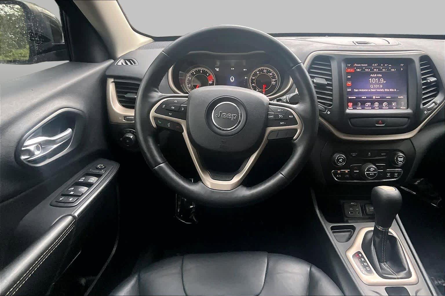 Used 2016 Jeep Cherokee Limited FWD image 6