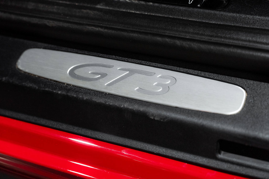 Used 2018 Porsche 911 GT3 RWD image 46