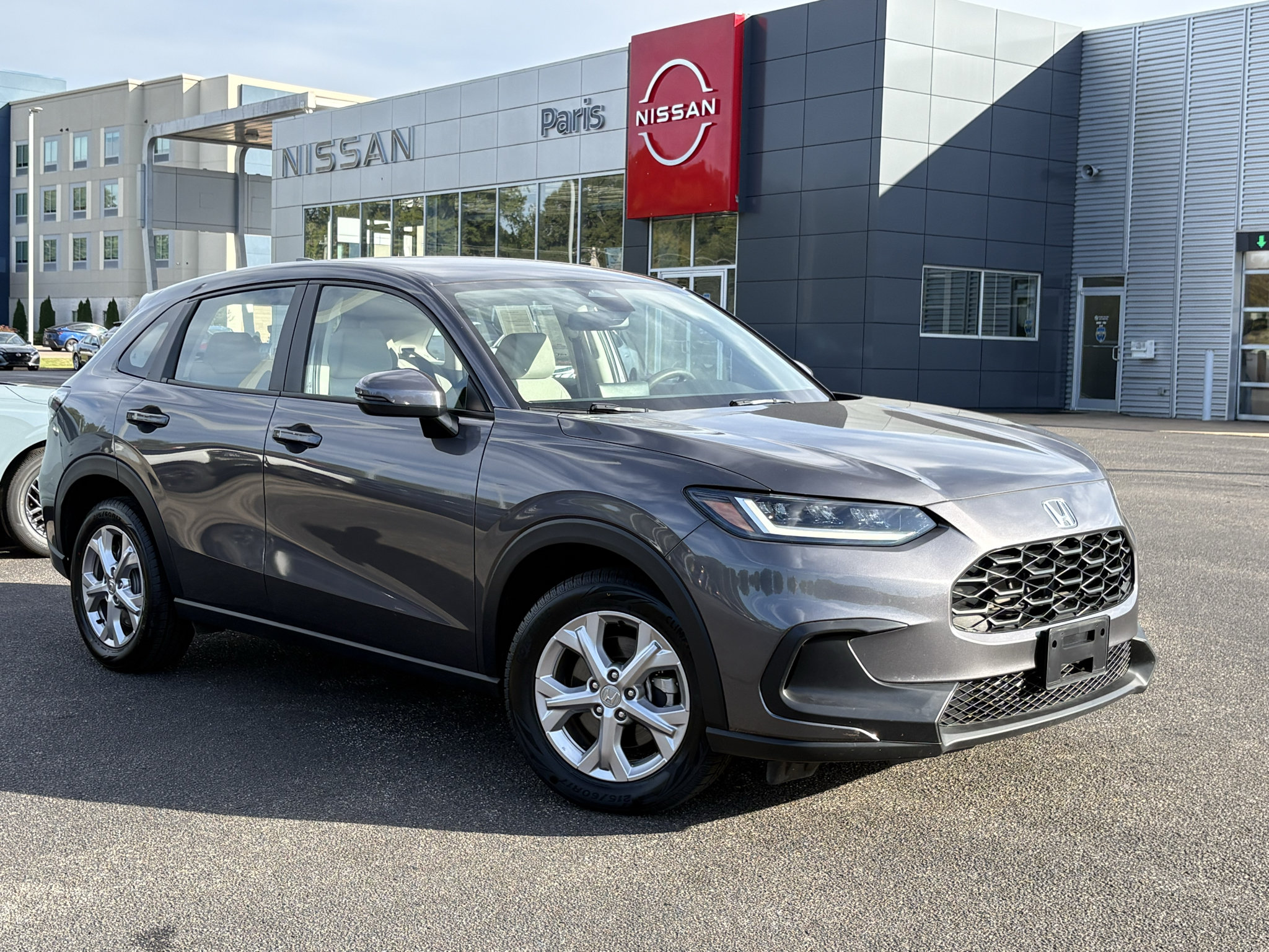 Used 2024 Honda HR-V LX image 1