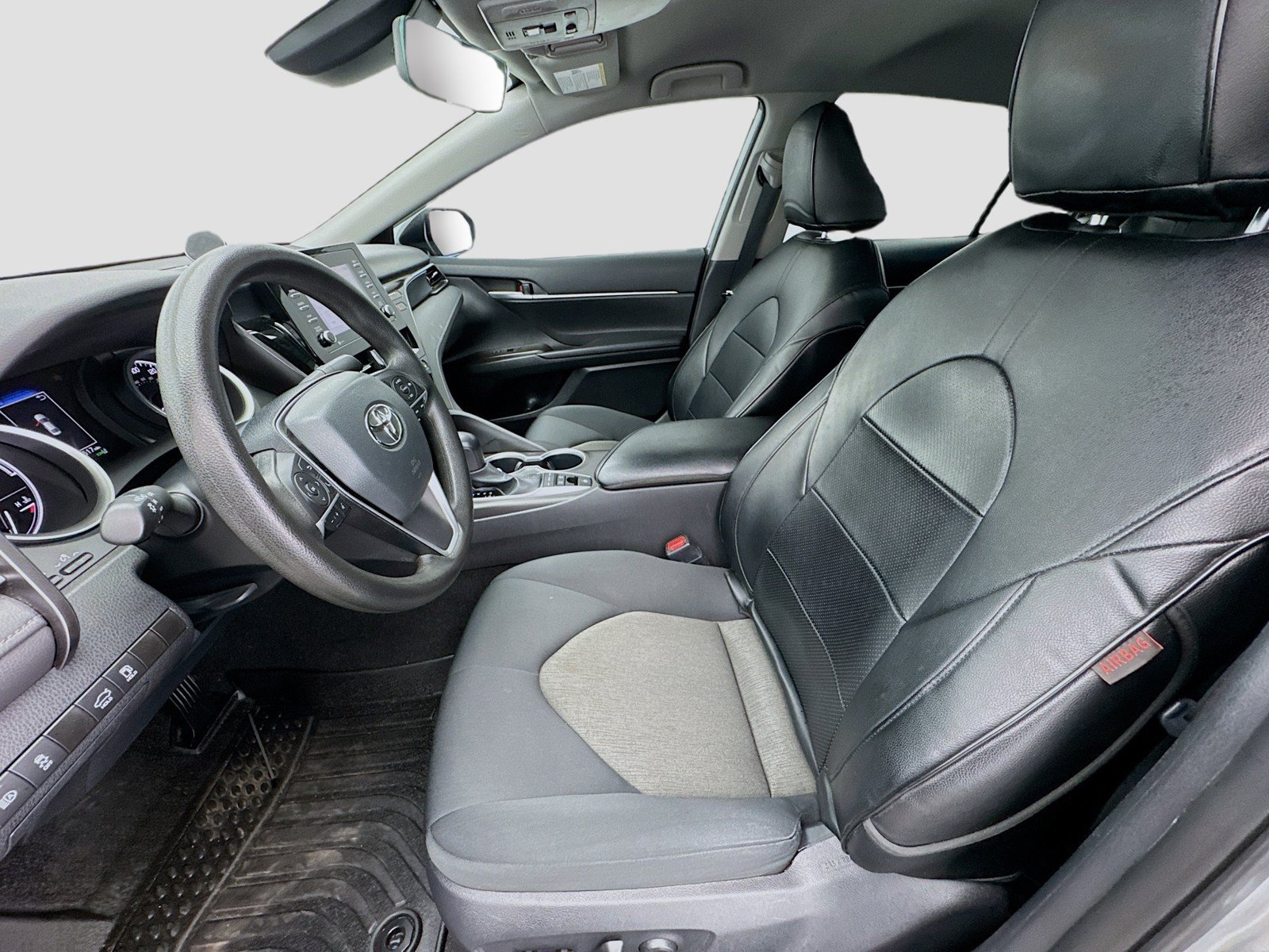 Used 2024 Toyota Camry LE FWD image 13