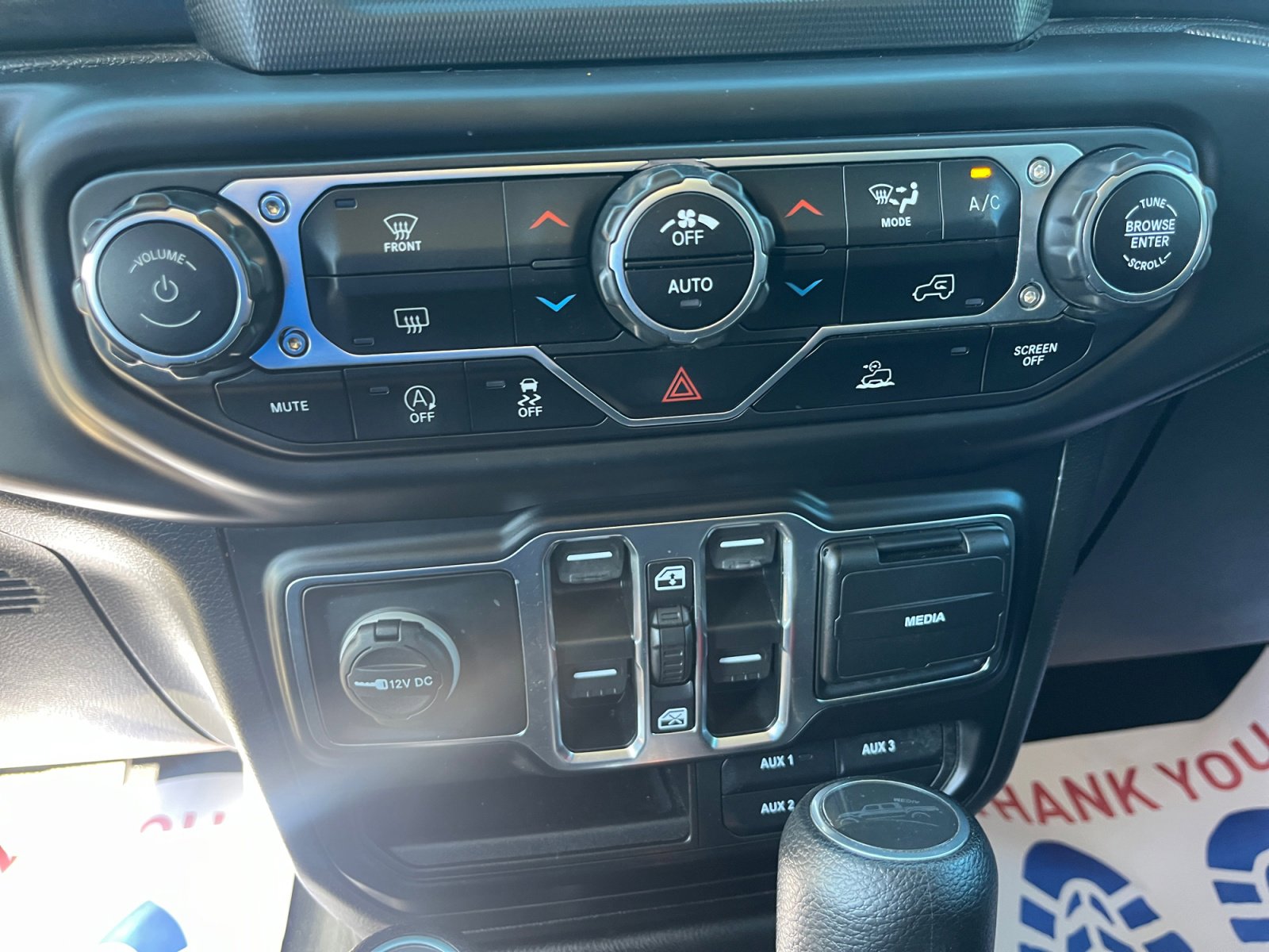 Used 2022 Jeep Gladiator Sport image 30