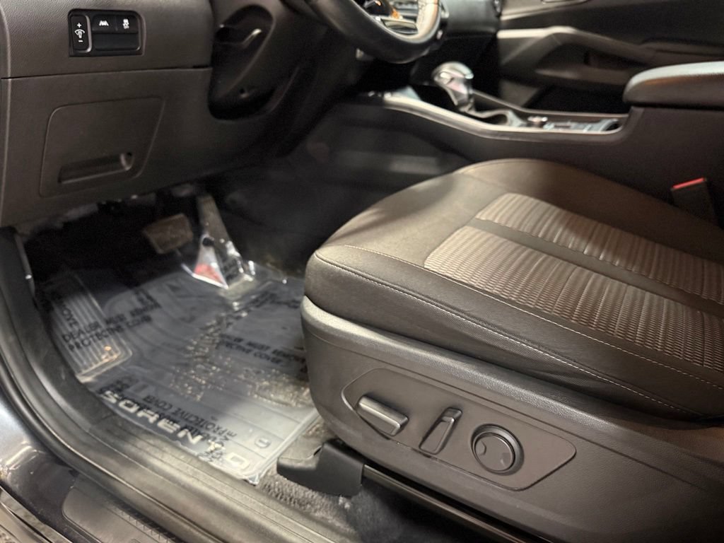 Used 2023 Kia Sorento X-Line EX AWD/4WD image 11