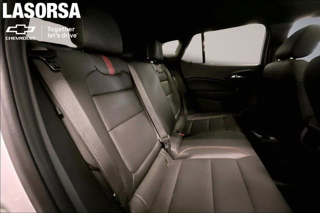 Certified 2025 Chevrolet Trax RS w/ Sunroof Package FWD image 27